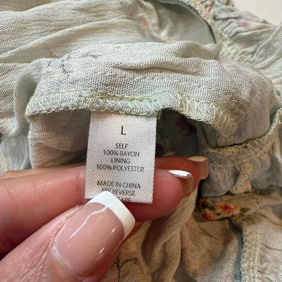 WISHLIST APPAREL NWOT Floral Open Back Tiered Mini Dress Multicolor Size Medium - Picture 5 of 8